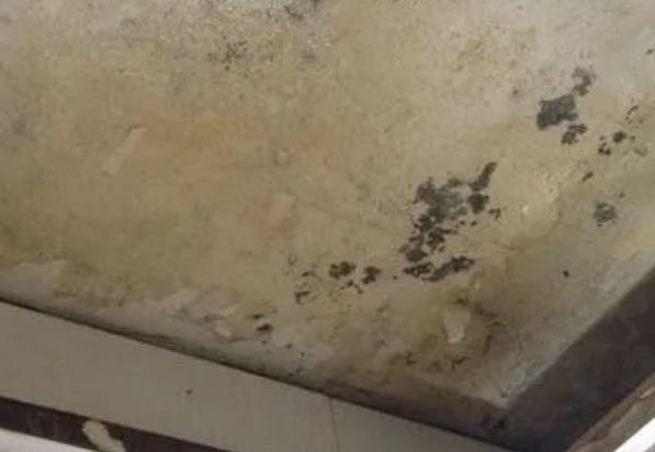 银川市阳台漏水维修公司分享下银川市卫生间渗水维修需要注意哪些问题。
